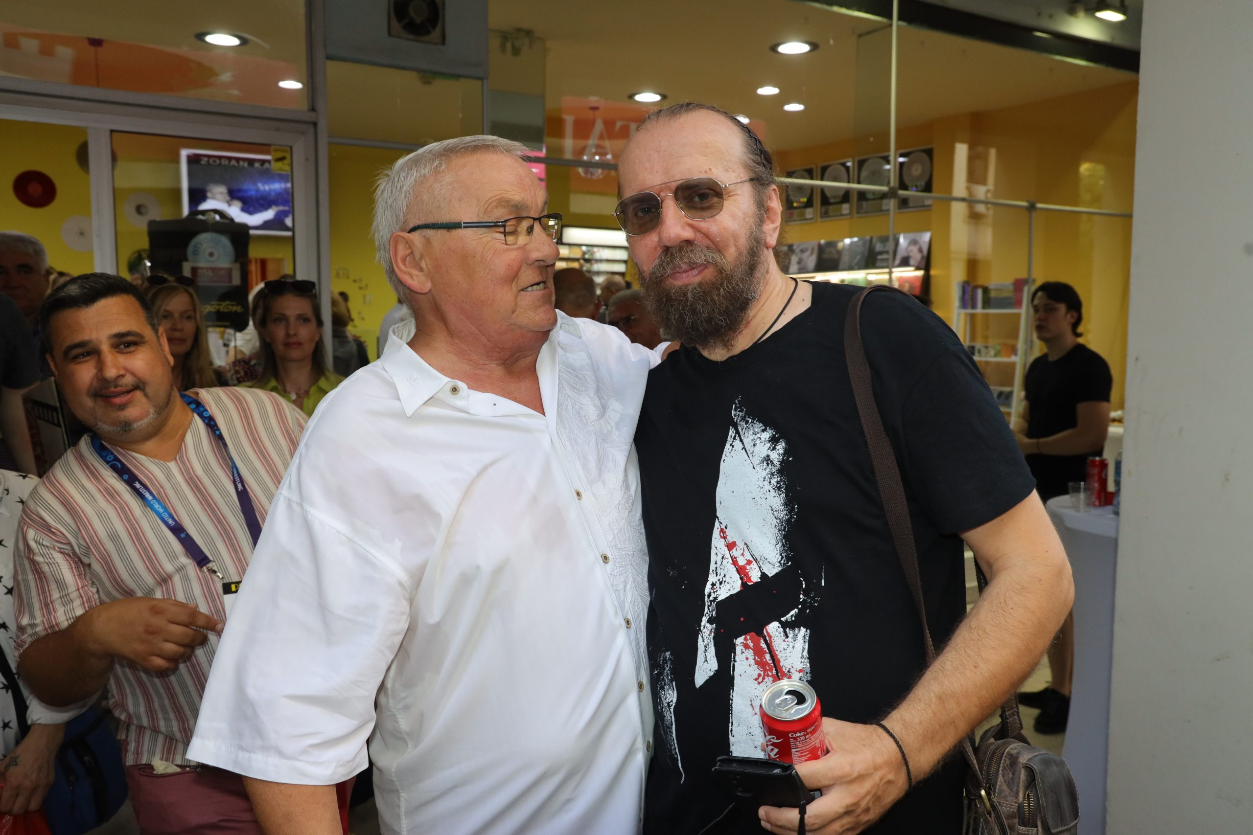 PRIJATELJI NEUTEŠNI: "Borio se kao lav, a ono najbolje je ostavio u amanet svom narodu" 6 vbdkwe