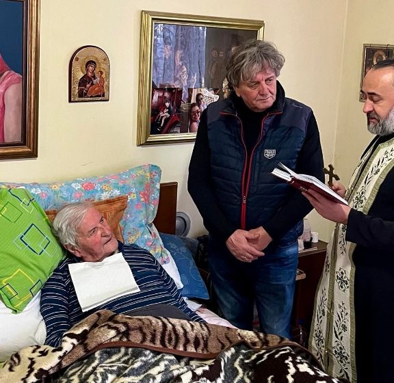 Tuga u domu Radoša Bajića, glumac potresnim rečima oprostio od oca: "Otišao je u rajsko naselje" (FOTO) 5 Capture 1 20