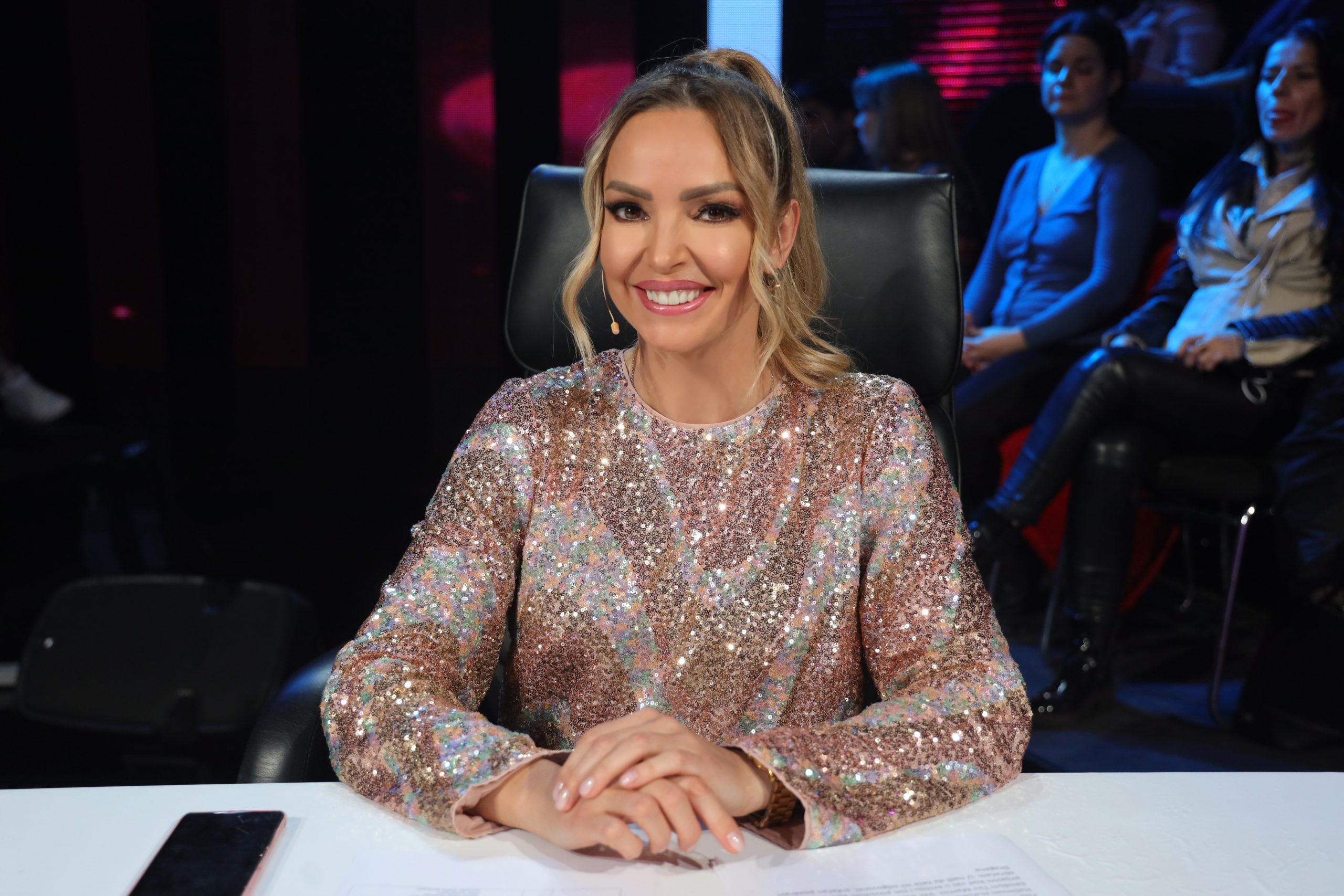 Jelena Gerbec nakon razvoda uživa u porodičnoj idili sa ćerkama, otkrila sa kim provode praznike: "Tamo je najlepše" VIDEO 9 jelena gerbec uskrs