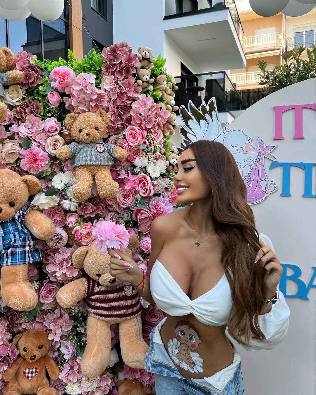 Porodila se Ana Korać: "Moj život se skroz promenio" 2 Snapinsta.app 1080 297272388 1162259587839203 732636571750381906 n