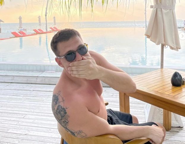 Miloš Biković odveo devojku na luks putovanje, pa raspametio slikama sa plaže (FOTO) 6 bikovic 1