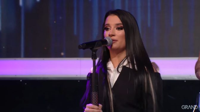 OD SILVANE DO NIRVANE Barbara uživo izvela splet hitova, publika u ŠOKU zbog Bajine pesme (VIDEO) 7 bobakk