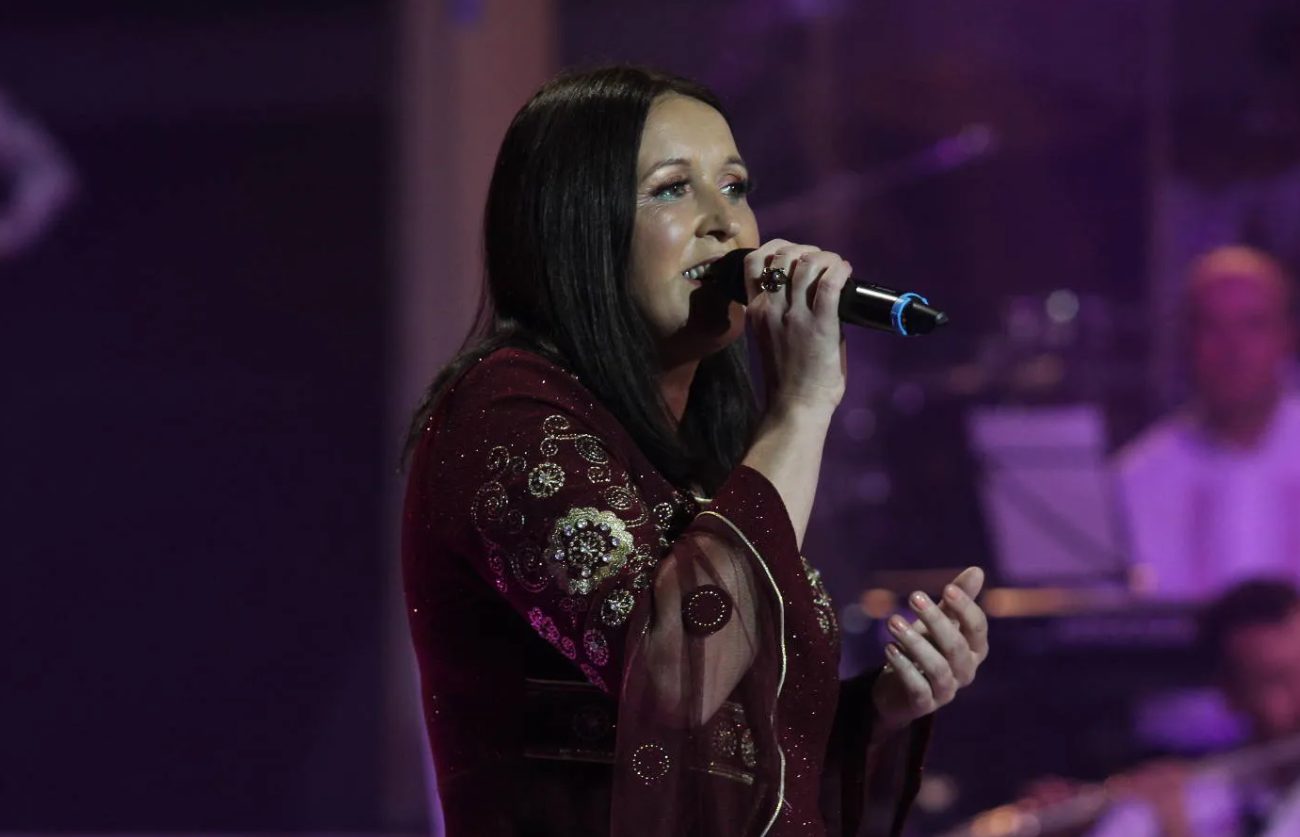 Takmičarka sa 15 godina ostala bez brata i sestre, a onda i bez roditelja: Njena životna priča rasplakala je gledaoce emisije "Nikad nije kasno" 5 ifeta dolgod nnk1