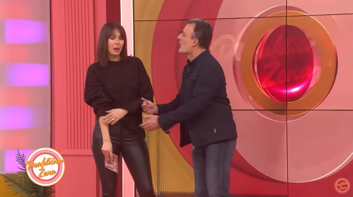 Pevač rasplakao voditeljku usred emisije: "Ne možeš tako, nije fer" (VIDEO) 7 ivan rasplakao prakticnu zenu 1