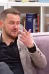 "TO JE SVE IMAGINARNO", pevač javno otkrio šta se dešava sa BAKŠIŠOM NA PRIVATNIM SLAVLJIMA i koliko se zaista zarađuje 5 samo bob magazin 1