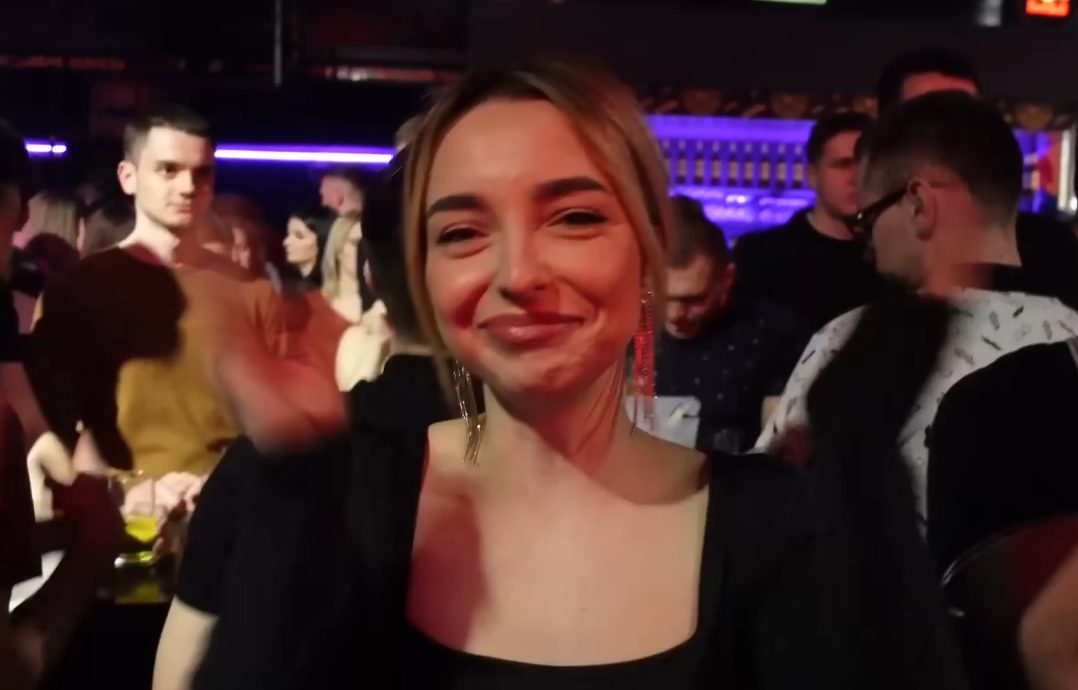 Džejla priredila sestrama NESVAKIDAŠNJE IZNENAĐENJE na nastupu: Šejla VAN SEBE (VIDEO) 6 sejlaa