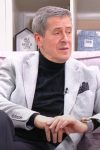 Enes Begović sa knedlom u grlu progovorio o bolnim gubicima: "Pevao sam i plakao" 5 enes