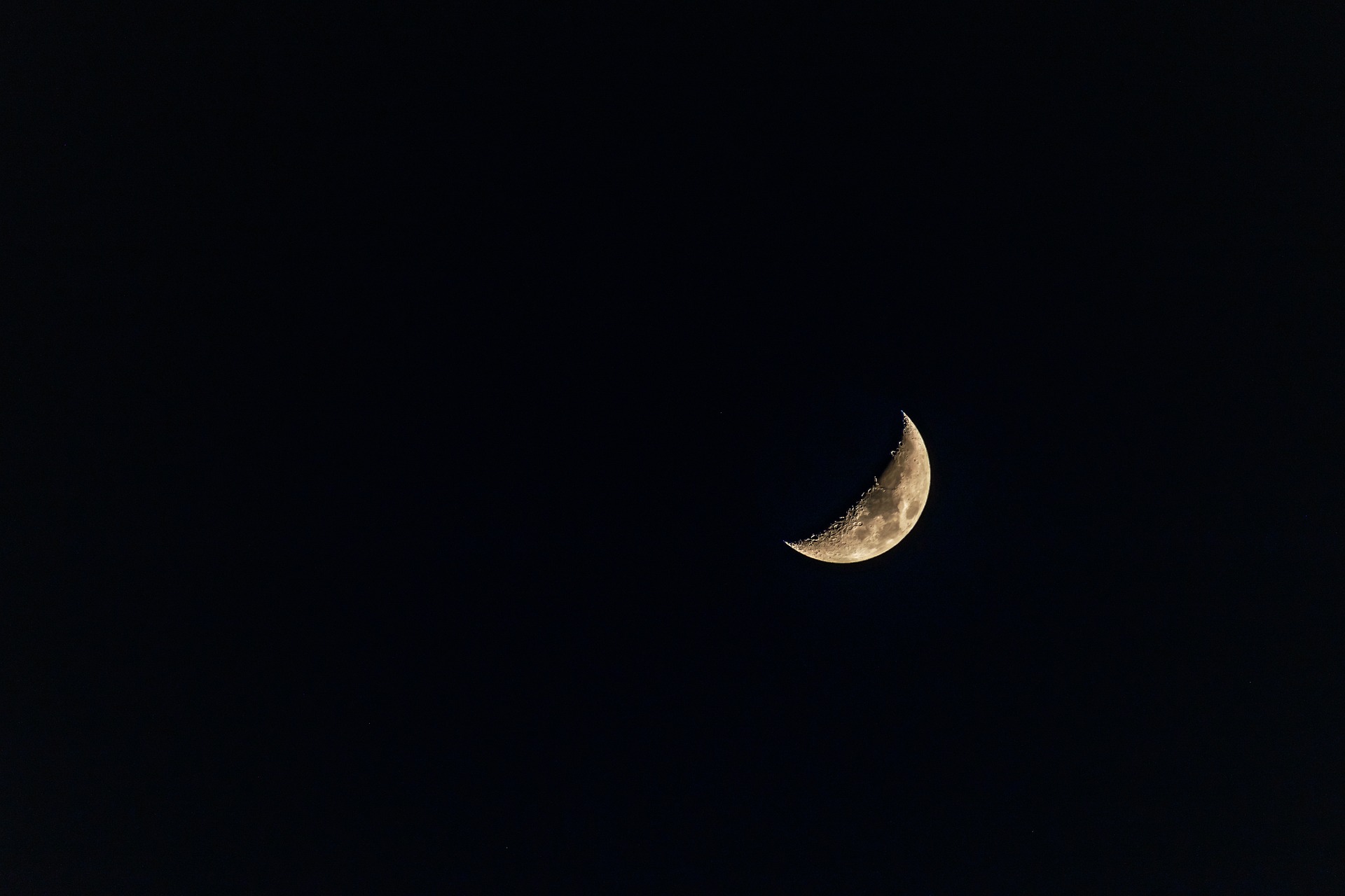 Mlad Mesec u Biku počinje danas, ovo je sve što treba da znate 8 half moon gb27a737e7 1920
