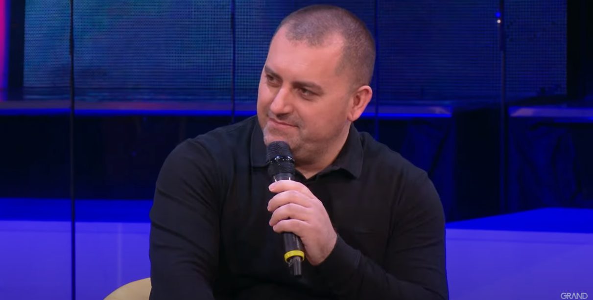 Roki Begović postao deda, pevač puca od ponosa: "Stigao je Vukan" (FOTO) 6 roki begovic grand parada
