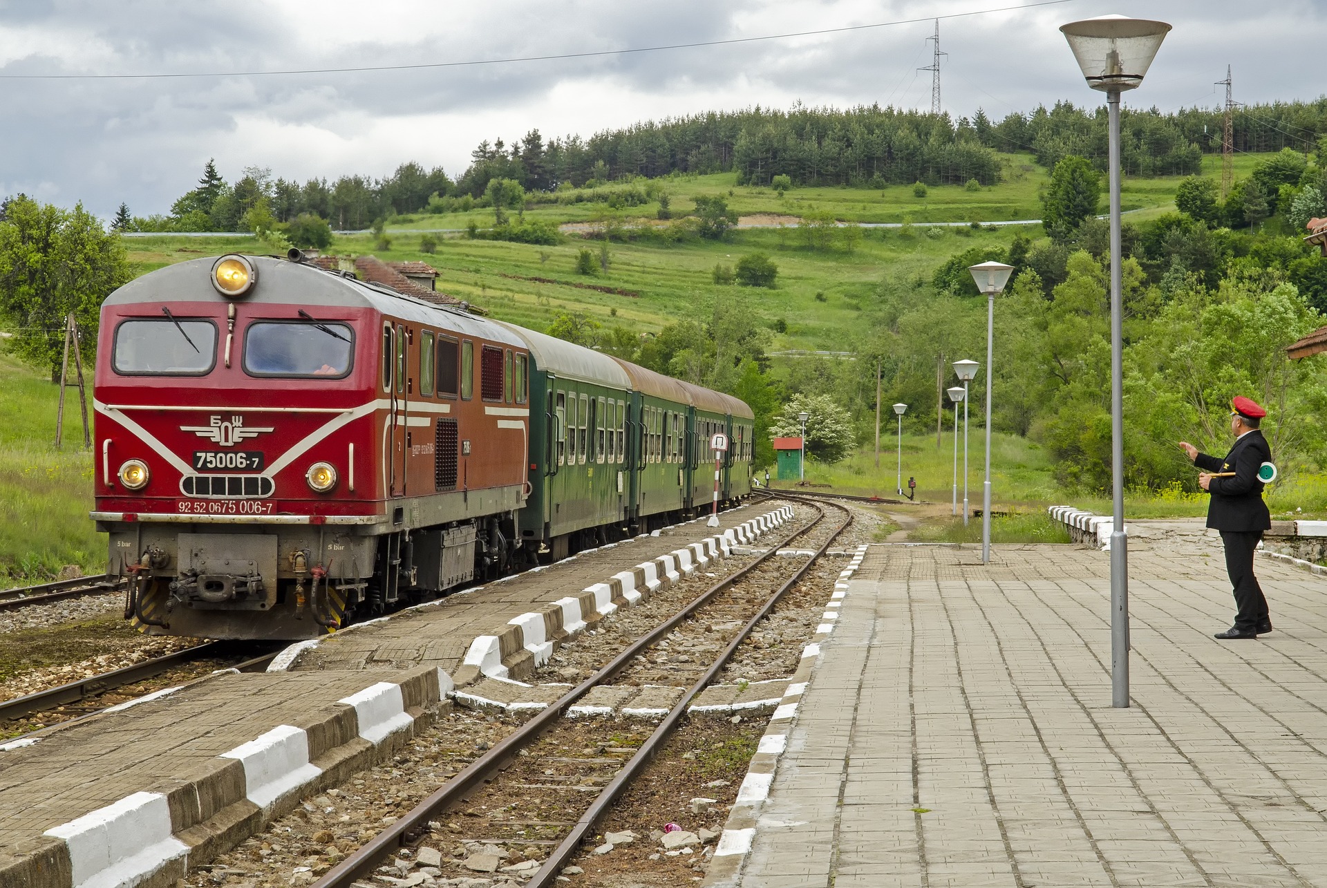 train g1eb952226 1920