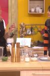 Zoe Kida i u kuhinji: Blini sa humusom po receptu vegeterijanke 3 zoe kida