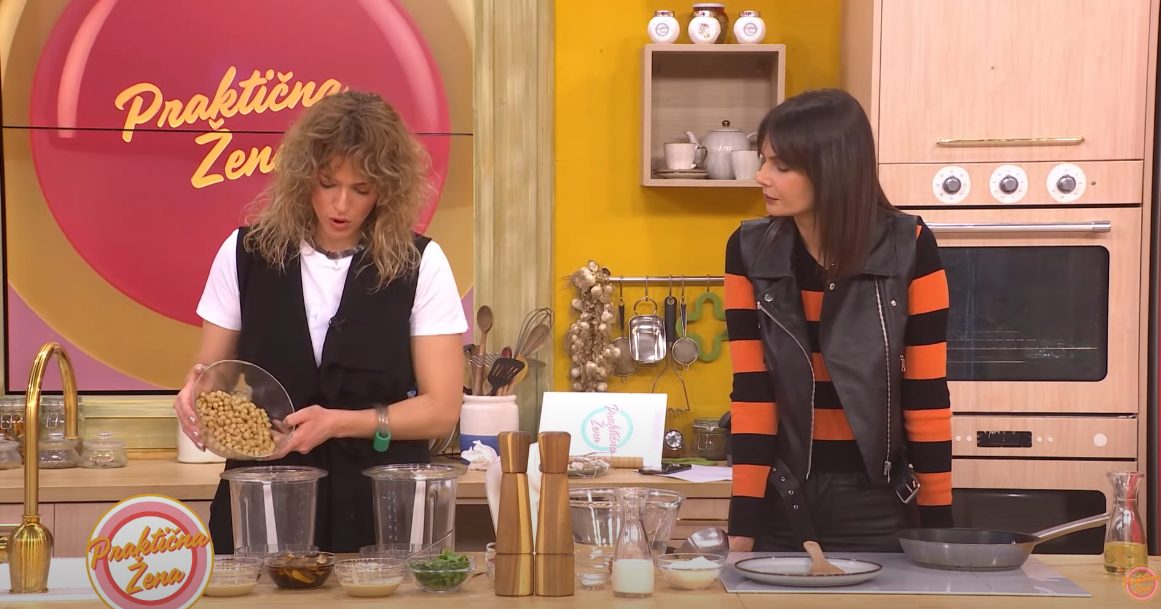Zoe Kida i u kuhinji: Blini sa humusom po receptu vegeterijanke 5 zoe kida prakticna