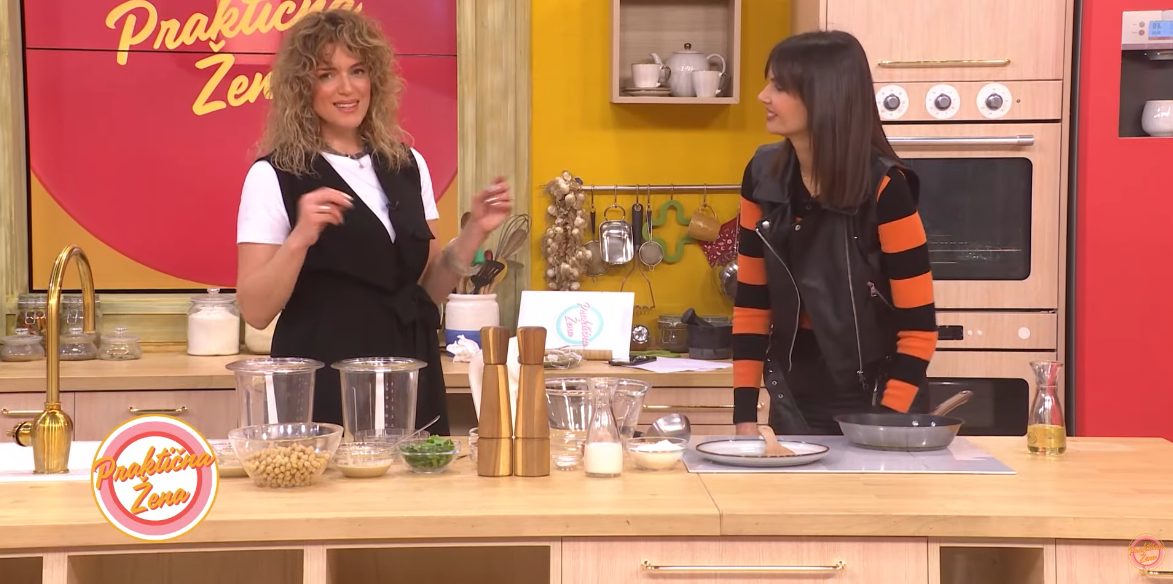 Zoe Kida i u kuhinji: Blini sa humusom po receptu vegeterijanke 4 zoe kida