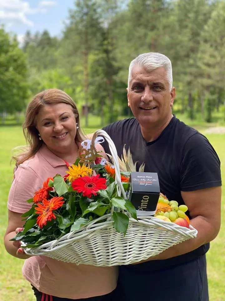 Ćerku Nevresa Hadžića svi obožavate, a žena je prava carica: "Ne postoji idealno, ali naš brak je takav" 8 2fbd72c871bfa373244349ba174c1389b5f56f7b