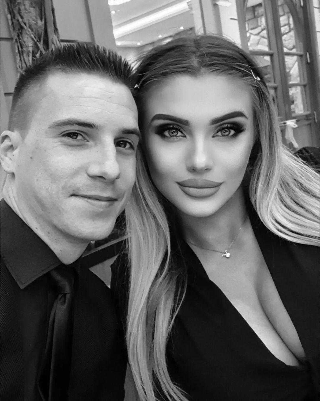 Rođendansko iznenađenje kome se nije nadao: Milan Mitrović oduševljen potezom supruge (VIDEO) 7 284229304 530890688524398 2462420432415557702 n