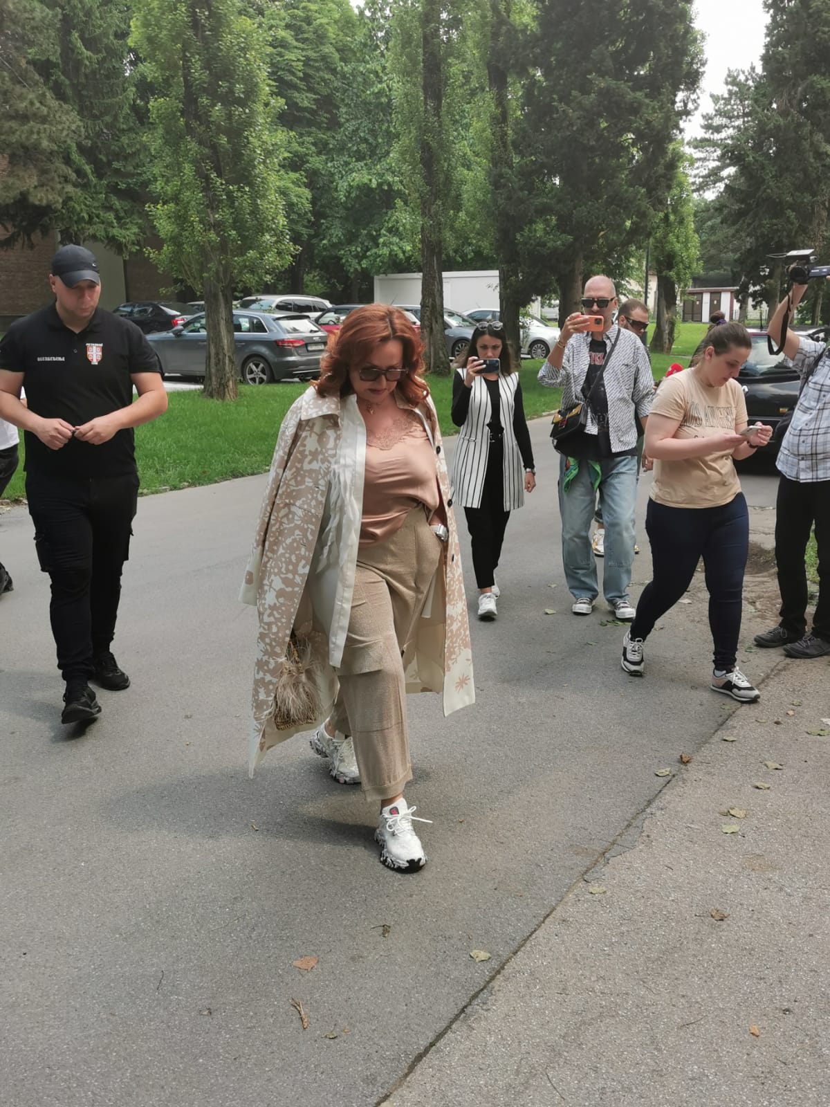 Kao devojčurak: Bekuta zablistala na snimanju "Zvezda Granda", a patike su totalni hit (VIDEO) 6 IMG 20230530 WA0028 1
