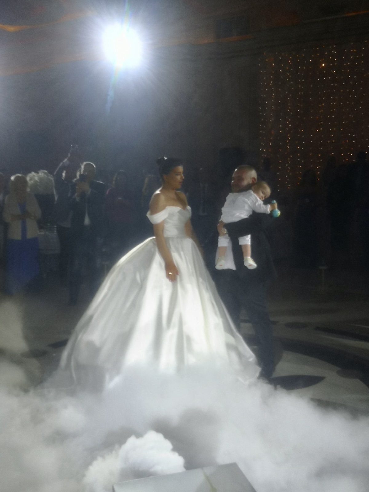 Emocije na vrhuncu: Đanijev sin i Minja romantičnim prvim plesom oduševili zvanice (VIDEO) 3 IMG 4119