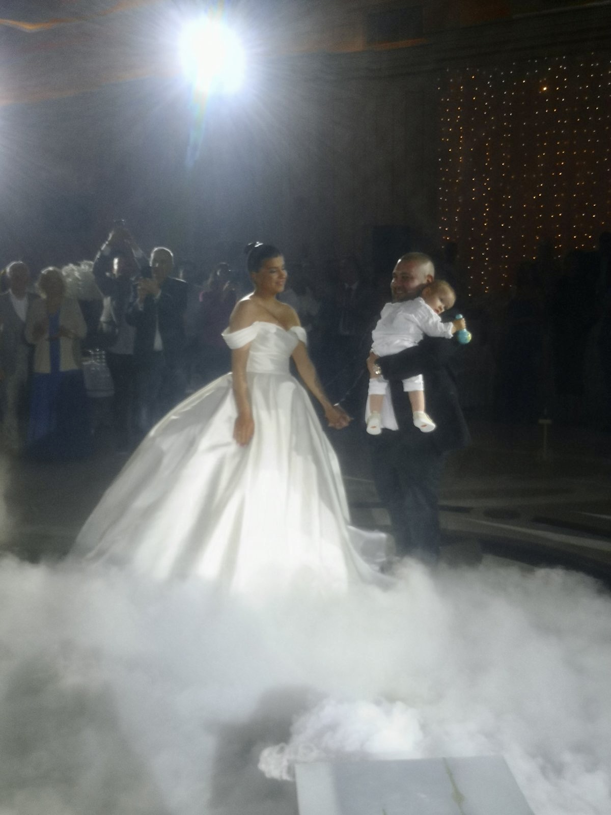 Emocije na vrhuncu: Đanijev sin i Minja romantičnim prvim plesom oduševili zvanice (VIDEO) 2 IMG 4122