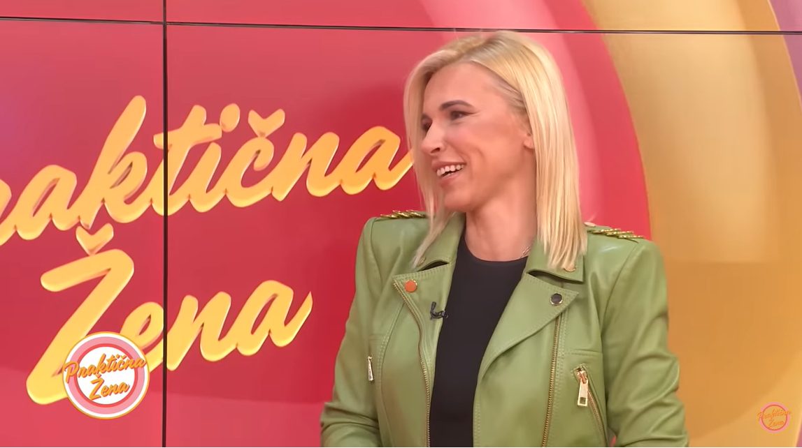 Kolač sa jagodama po receptu Irene Vukotić 6 Screenshot 2023 05 05 133222