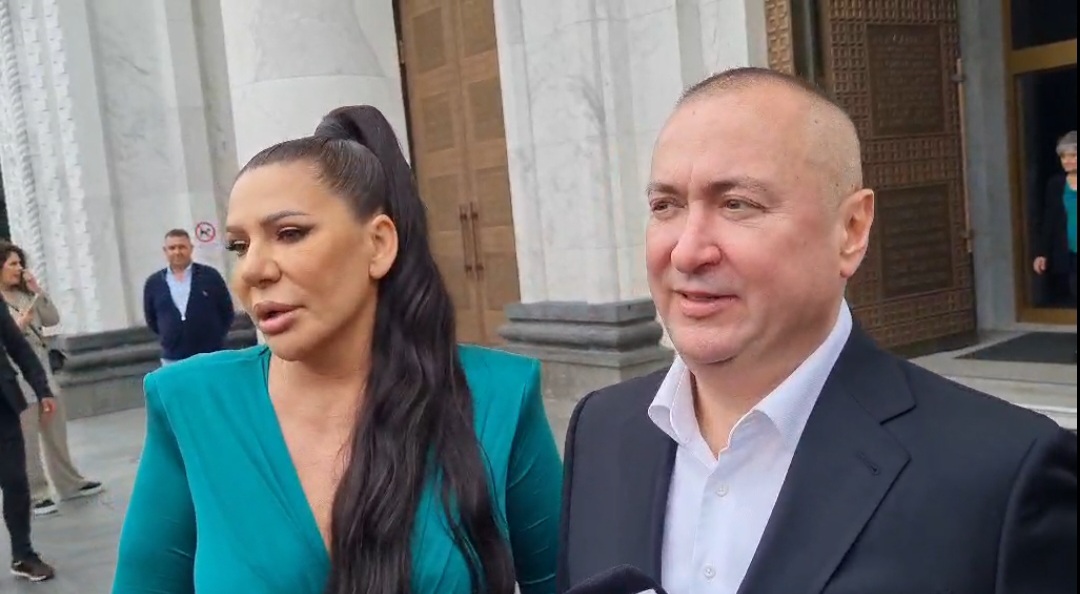 Porodica Trajković puca od ponosa: Đani oženio sina, mlada kao princeza (FOTO) 8 Screenshot 20230515 162903 Viber