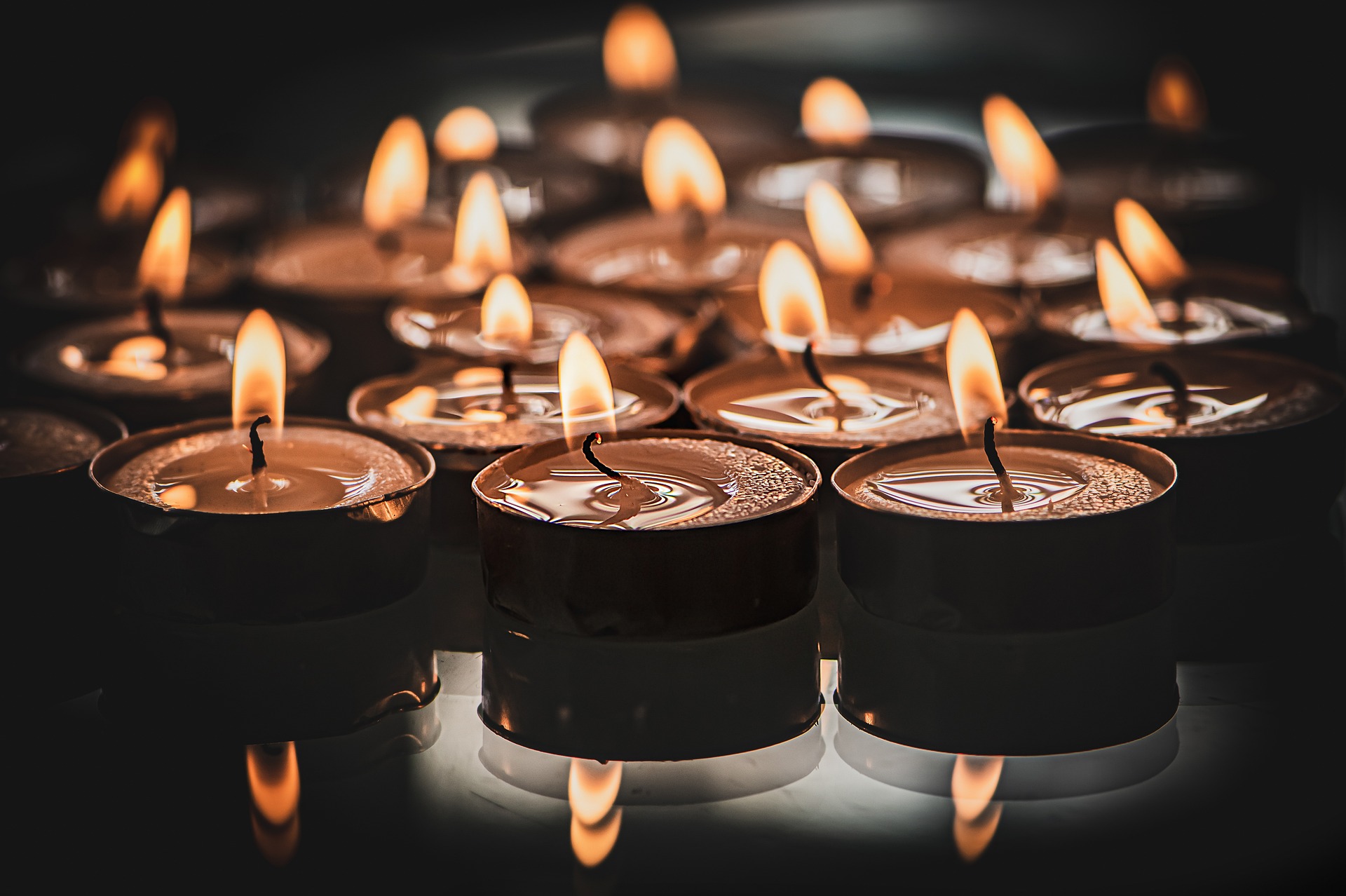 tealights g9685ae008 1920
