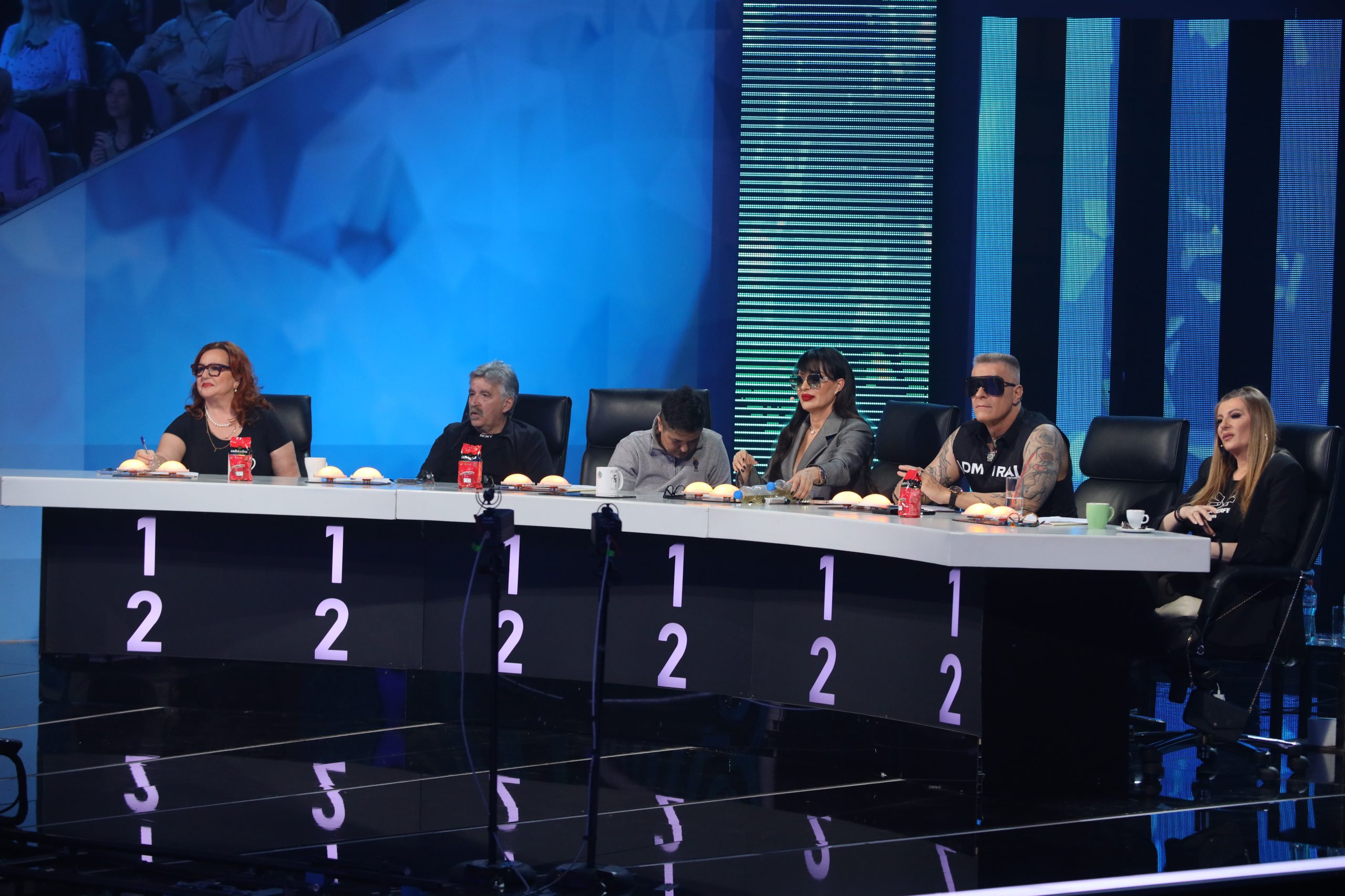 Izula studio iz cipela, al' bukvalno: Sestra takmičarke zapevala, žiri van sebe 6 0A0A4691 2