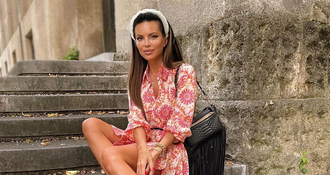 Nikolina Pišek napadnuta na parkingu, objavila detalje i pretnje koje je dobila: "Otvorio je vrata od kola, ćerka je plakala" 3 305087764 190226340132285 1125106995936937254 n