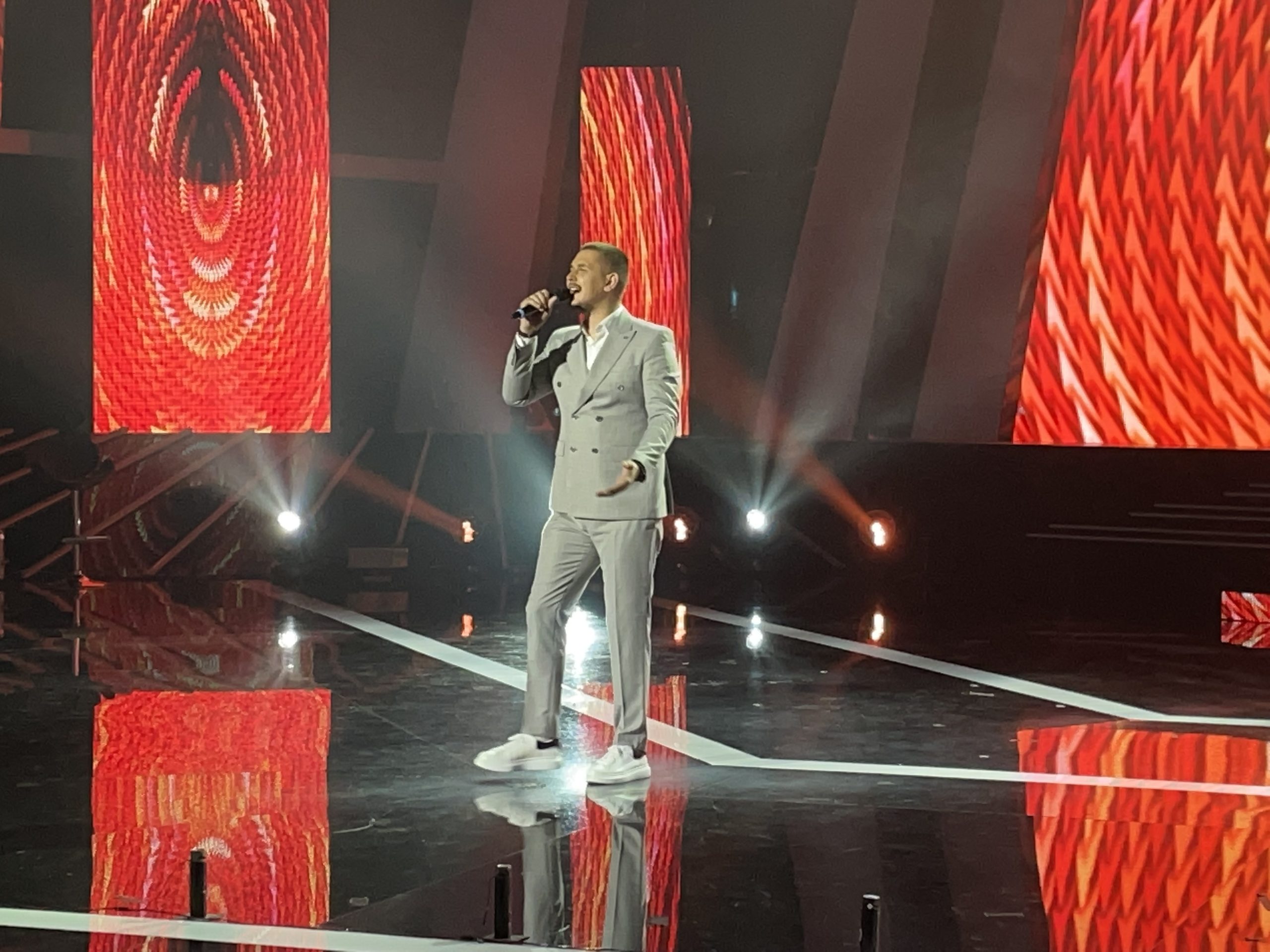 UŽIVO ZVEZDE GRANDA: Sanja i Voja otvorili muzički spektakl, 17 finalista se bori za pobedu 45 IMG 1164