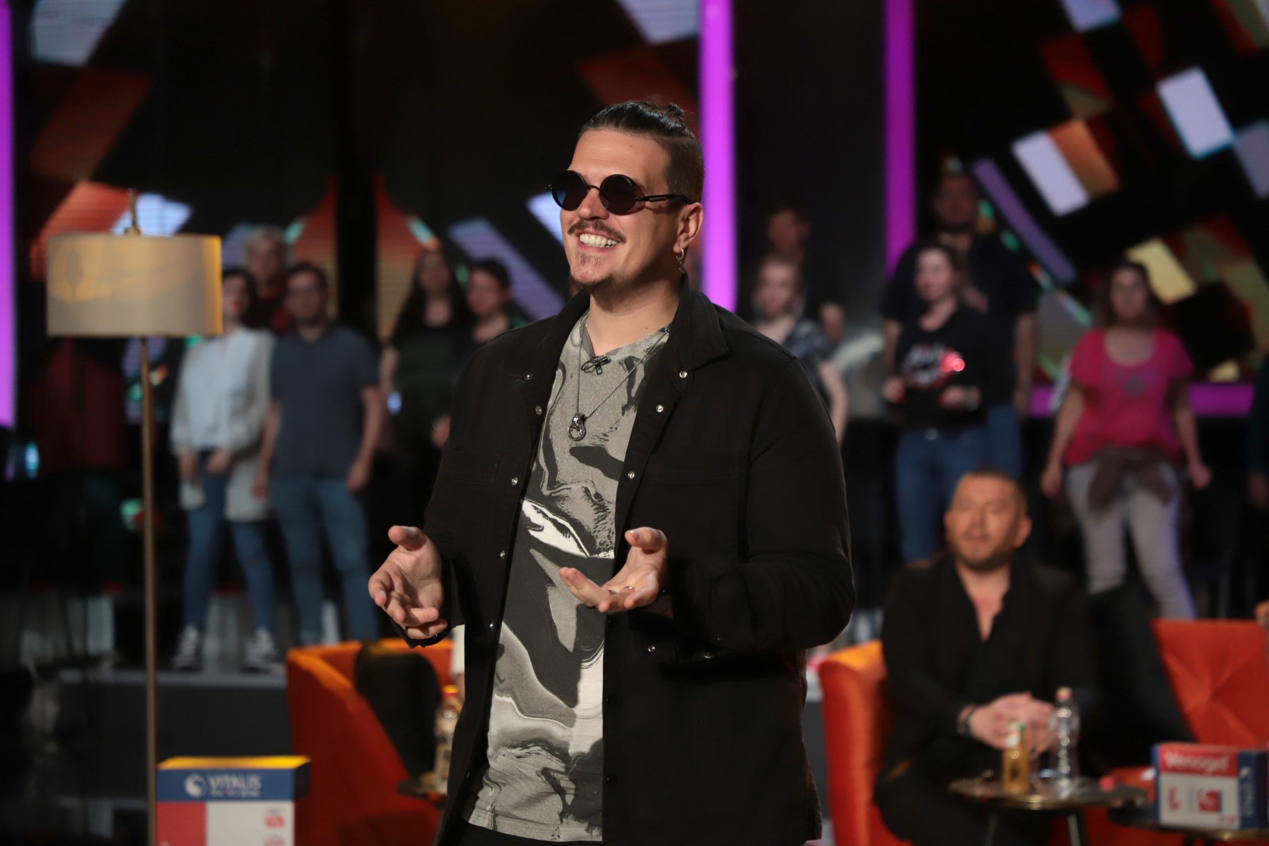 "Dizao se kredit za prvu pesmu" Isak Šabanović pokazao kako izgleda njegova glavna podrška, iznenadićete se šta rade (FOTO) 5 ISAK SABANOVIC ZGS SNIMANJE 31052023 FOTO MUNJA 11 ok 1
