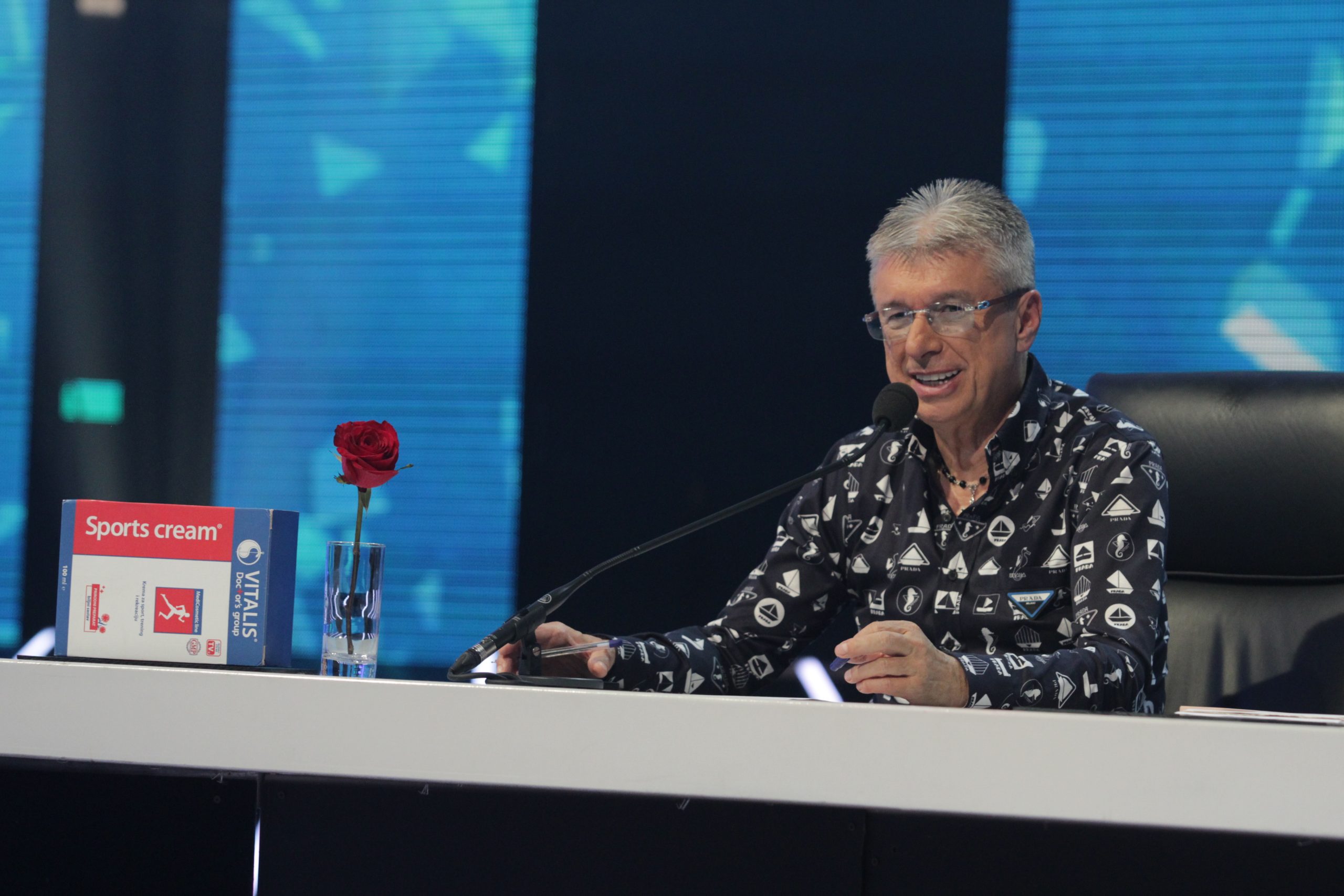 Prava zavodnica: Ivona Damjanović jednim gestom Saši Popoviću izmamila osmeh na lice 7 sasa popovic