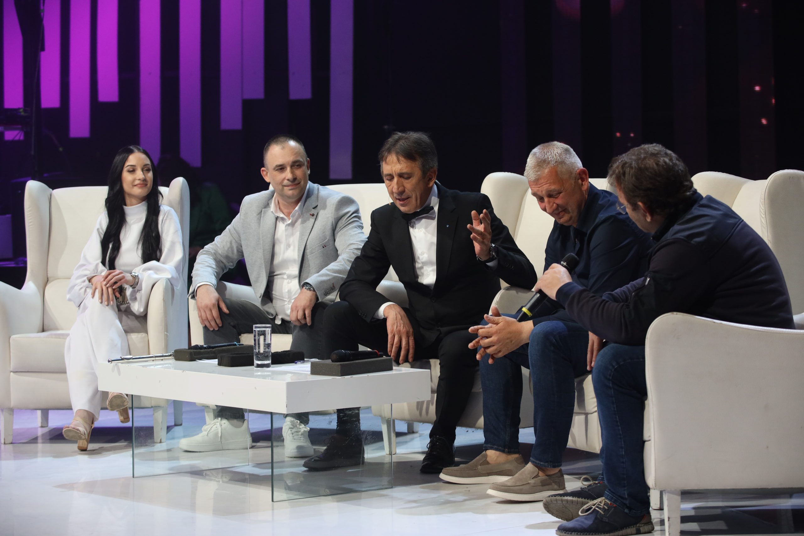 Žiri očaran Vladicom, netermice posmatrali veterana: " Tako si prefinjen, ovo je magija" 6 takmicari
