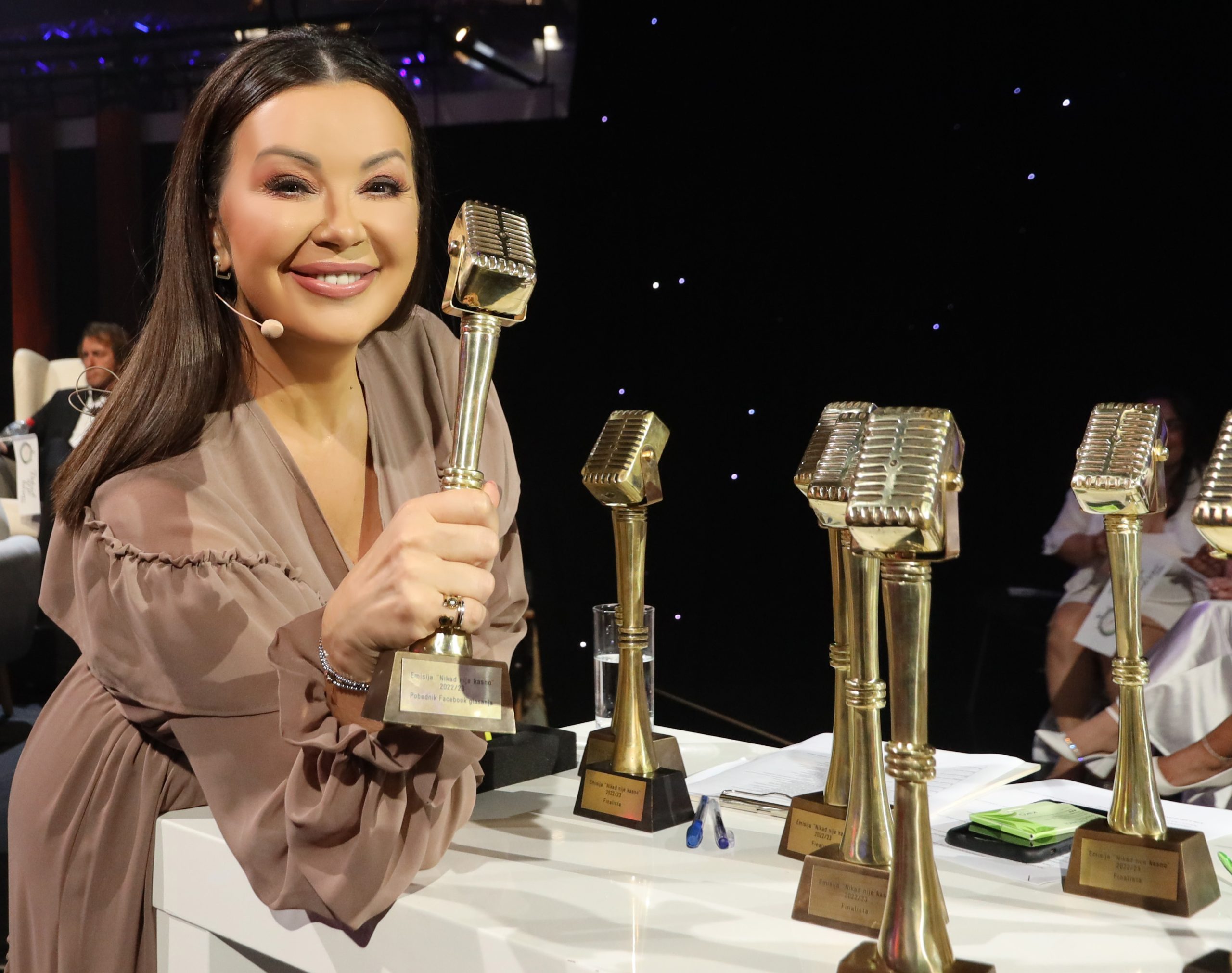 Dragana Katić otkrila tajnu savršenog stila, nikada ne odustaje od jedne stvari: "Moj izbor zauvek" (FOTO) 6 DRAGANA KATIC NNK FINALE 22 23 FOTO MUNJA 7 OOOKKKKK