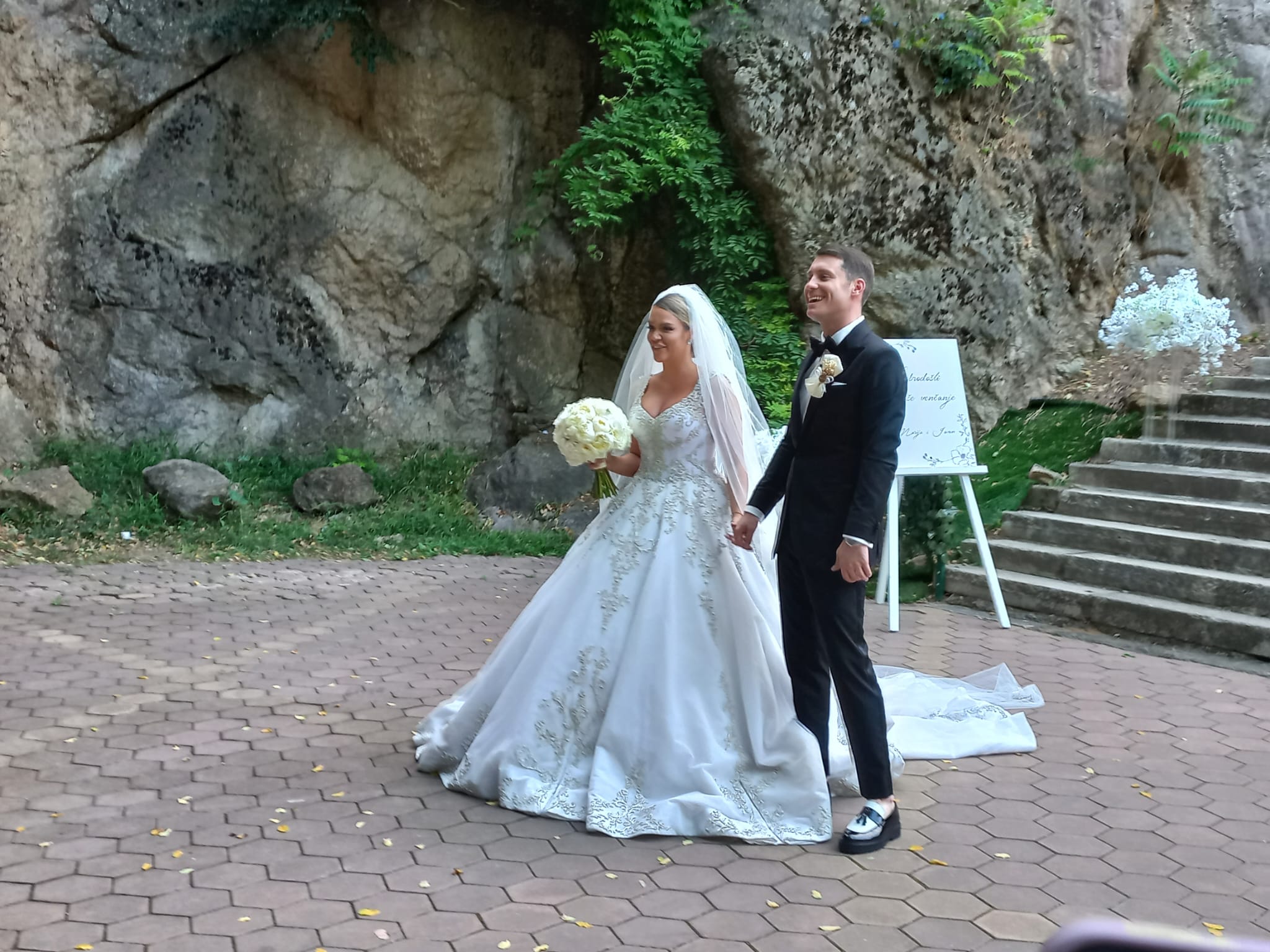 Vrtlog emocija! Marija Mikić se rasplakala na venčanju: "Srce mi lupa" (VIDEO) 7 IMG 20230720 WA0080 1 1
