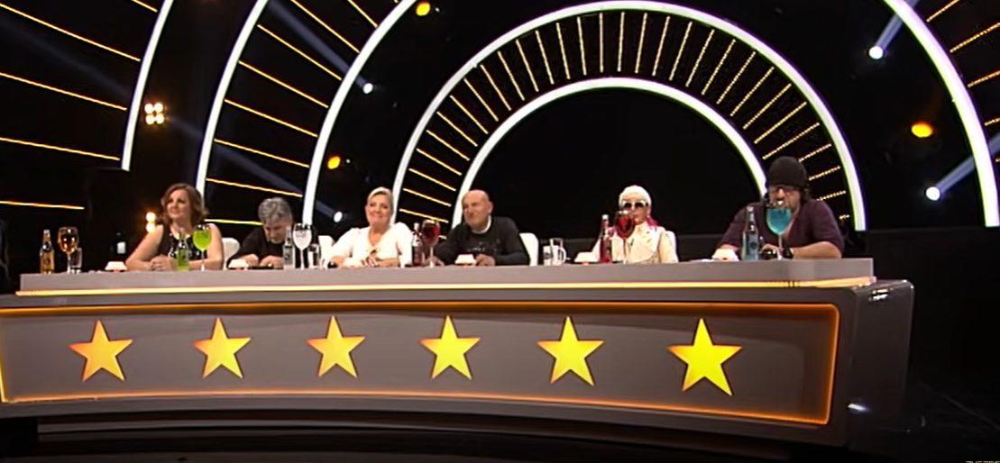 Ovako je pevao pobednik "Nikad nije kasno" u "Zvezdama Granda", reči Šabana Šaulića nikad neće zaboraviti (VIDEO) 8 Screenshot 2023 07 10 224517