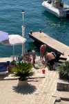 Uživo iz Crne Gore: Miloša Bojanića okupirali prolaznici ispred vile kada su videli da radi ovo: "Nikad se bolje nisam osećao" (VIDEO) 2 edb9f1fe 8828 4dd2 964d 39bc99800c6b