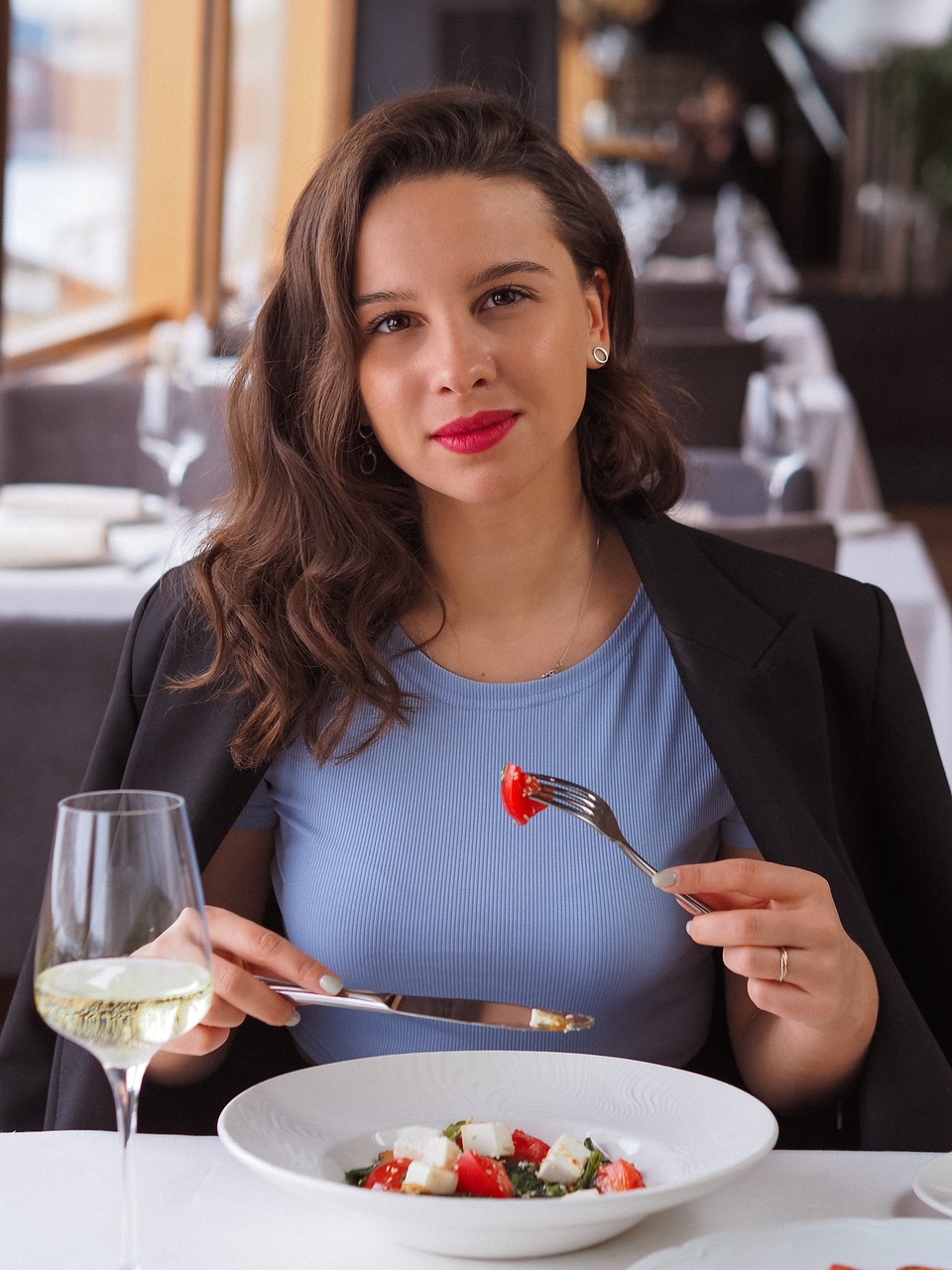 woman g4e3f6a5fb 1280