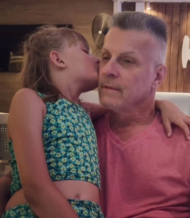 Đorđe David preplavljen emocijama: Podelio srećne vesti iz porodičnog doma, čestitke samo pljušte: "Dala si mi novu snagu" (FOTO) 7 368685914 1430376200863786 1065717661214289513 n