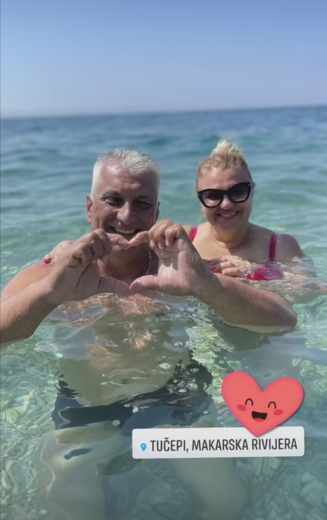 Zaljubljeni kao prvog dana: Nevres Hadžić otputovao sa suprugom na more, pa pokazao raj u kome uživaju (FOTO) 3 Screenshot 20230827 181050