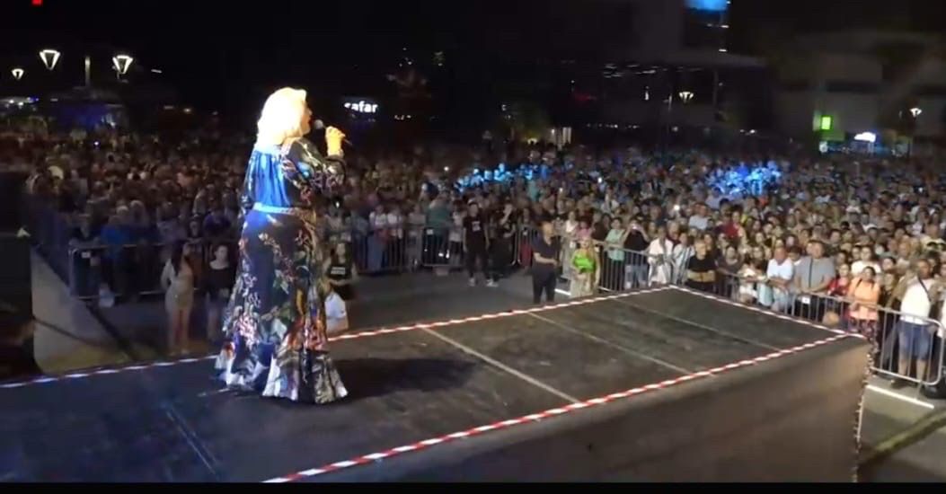 Igla nema gde da padne: Snežana Đurišić oborila sve rekorde na letnjoj turneji (FOTO) 7 WhatsApp Image 2023 08 31 at 16.07.23 1