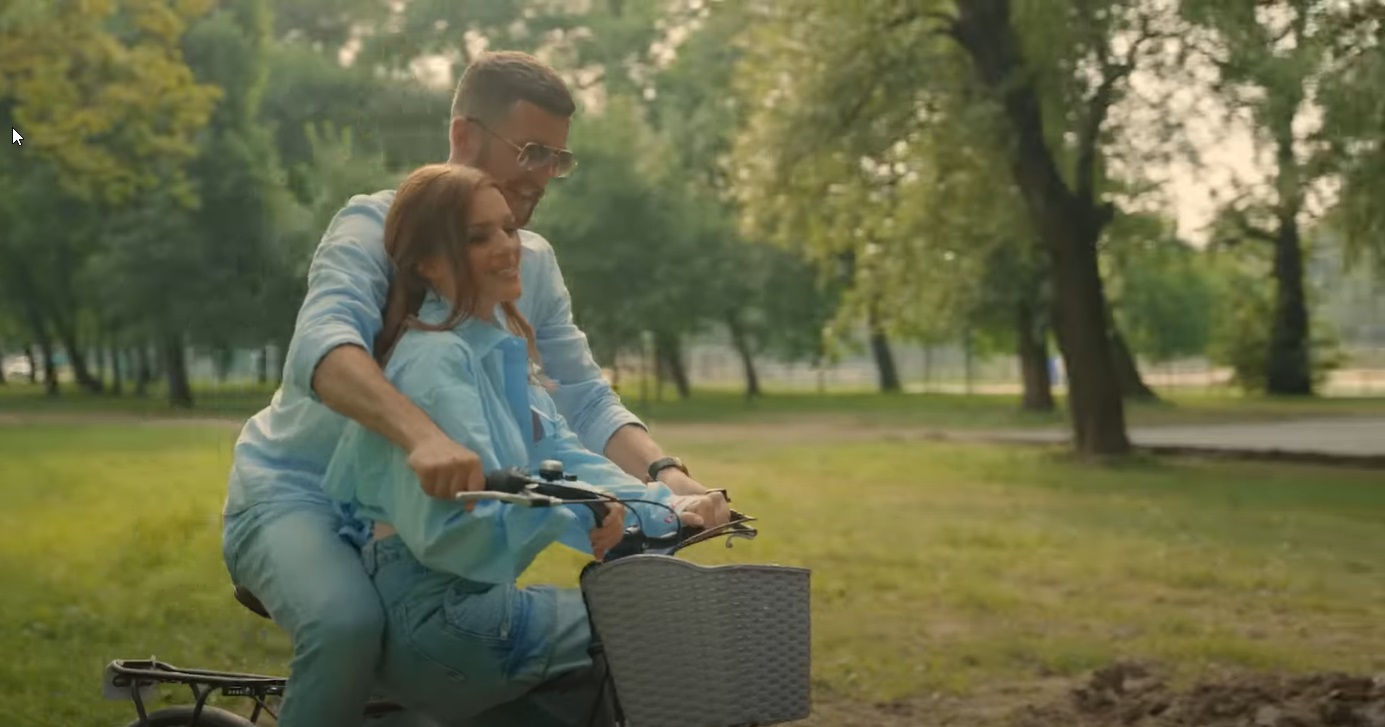 "Druga šansa" Jelene Kostov: "Sigurna sam da vas ni ovaj put neću razočarati" (VIDEO) 8 kostov 6
