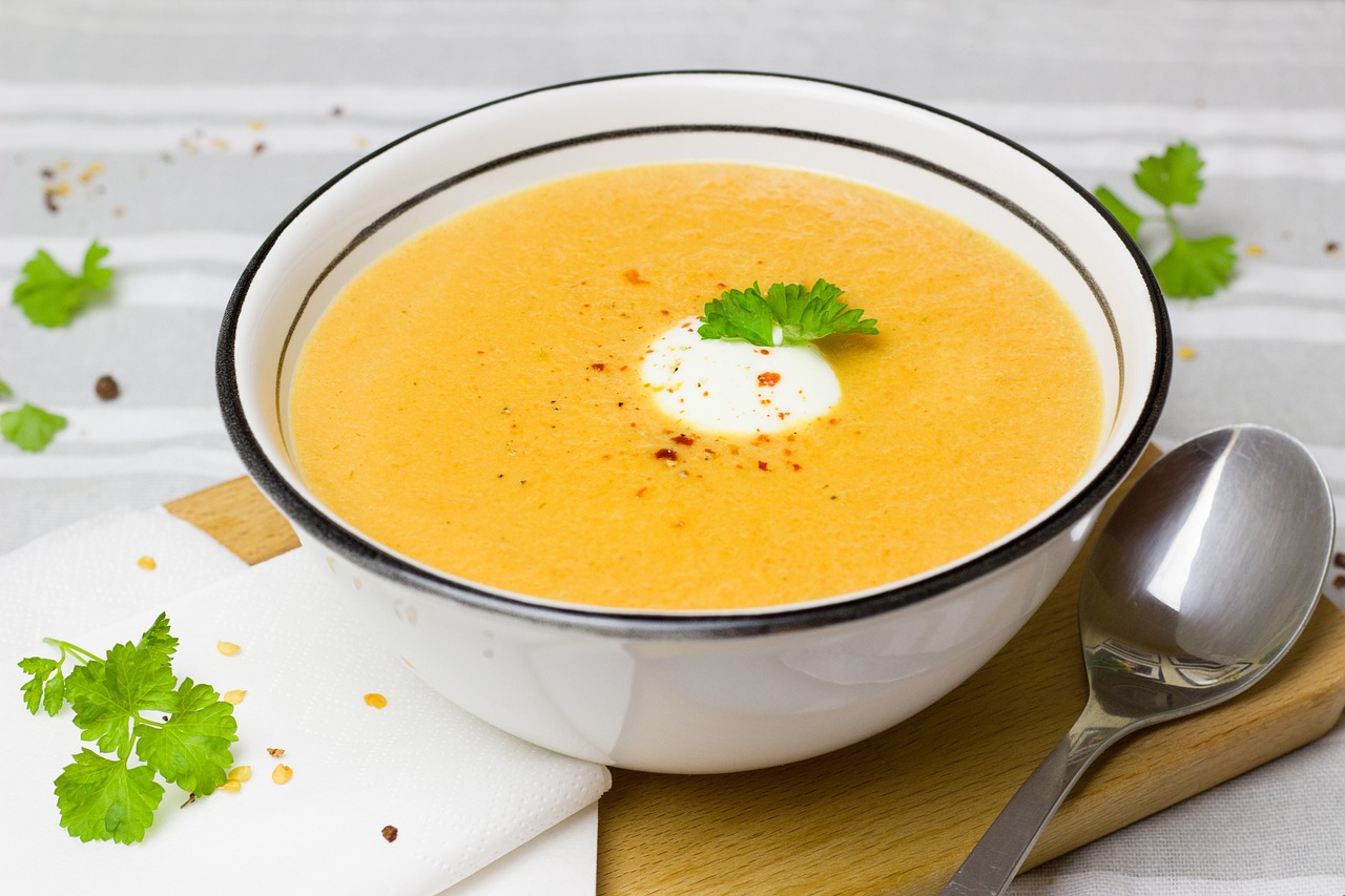 Recept koji će vas ostaviti bez reči: Potaž od povrća sa cvetovima bundeve (VIDEO) 5 soup 2006317 1280