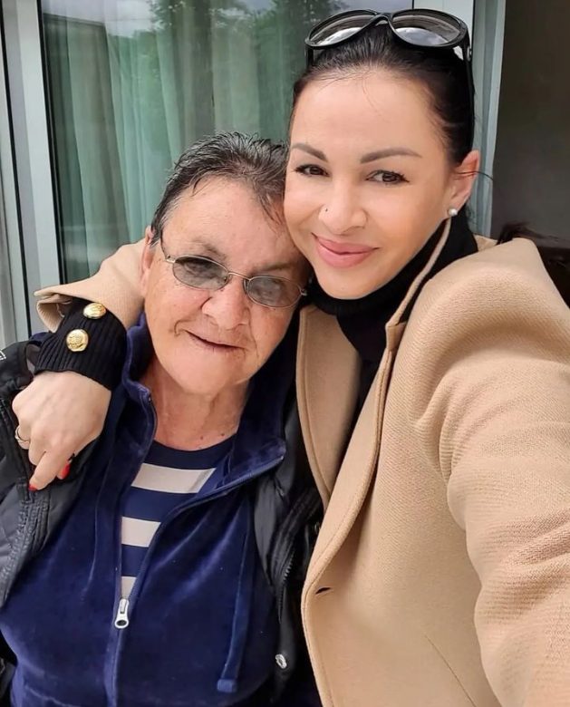 tina ivanovic majka