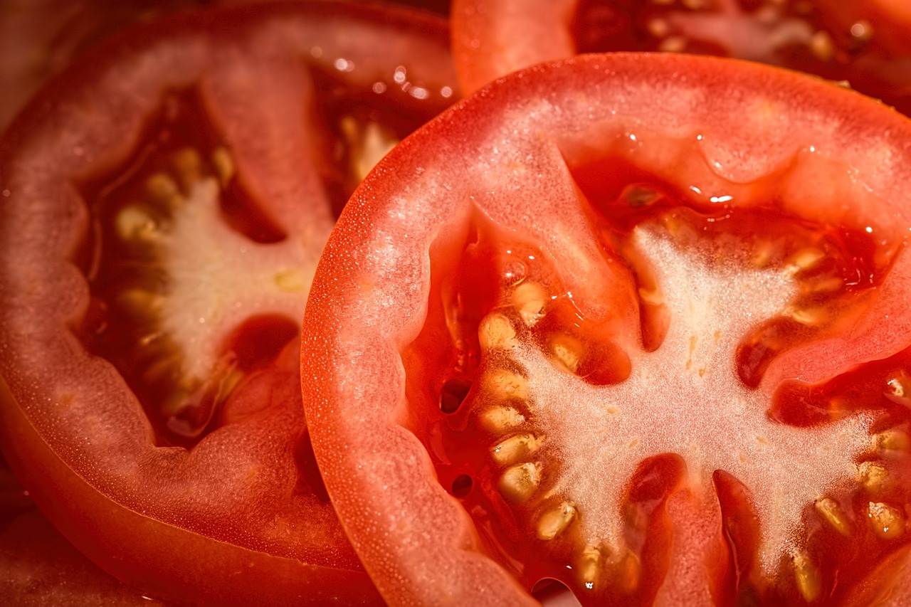 tomatoes 769999 1280
