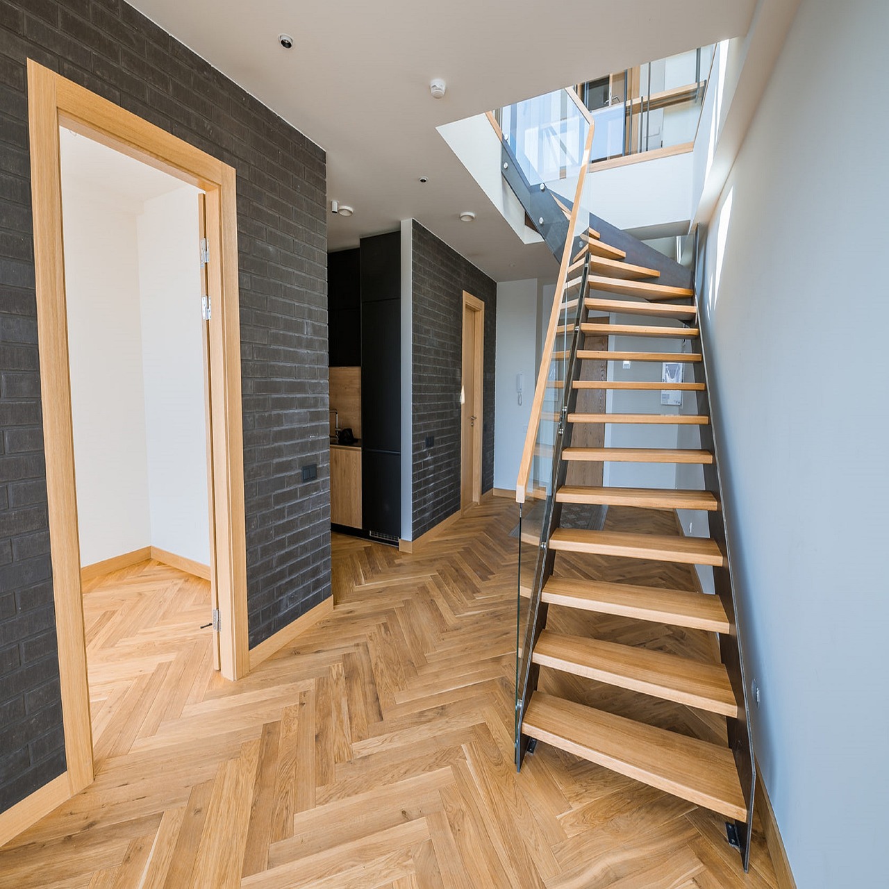 wood flooring 7437972 1280