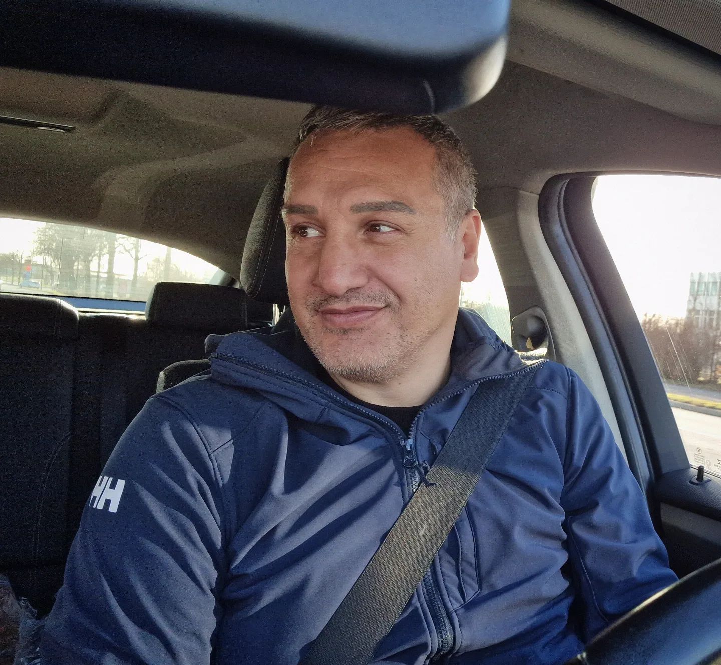 Pršte emocije, pljušte poljupci! Gagi Đogani pokazao kako bukte strasti između njega i devojke (VIDEO) 5 337296402 206566238645455 371940219630142957 n