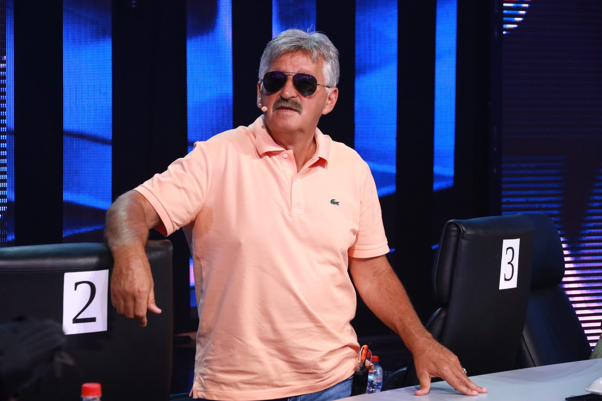 "Ko te kukavče nagovori da pevaš ovu pesmu, pakao živi", takmičari podbacili, žiri postavio ultimatum Popoviću 8 DRAGAN STOJKOVIC BOSANAC ZG SNIMANJE 13092023 FOTO MUNJA 12 ok 1