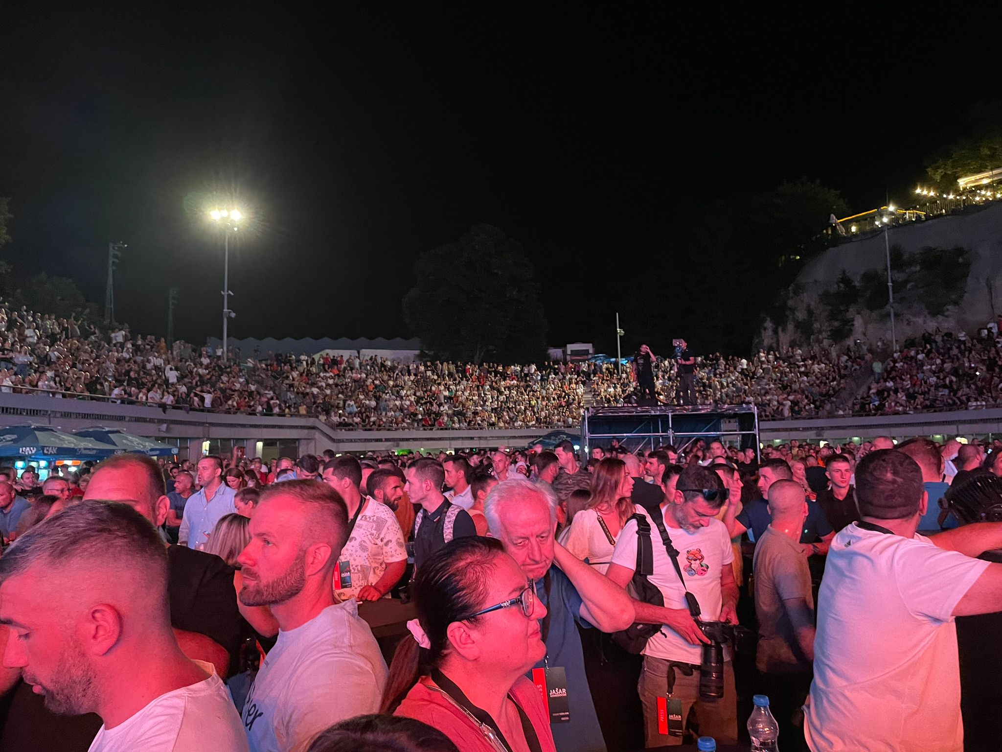 Najemotivniji momenat sa koncerta Jašara Ahmedovskog: Ipčetova fotografija dovela sve do suza (FOTO) 6 IMG 20230909 WA0013