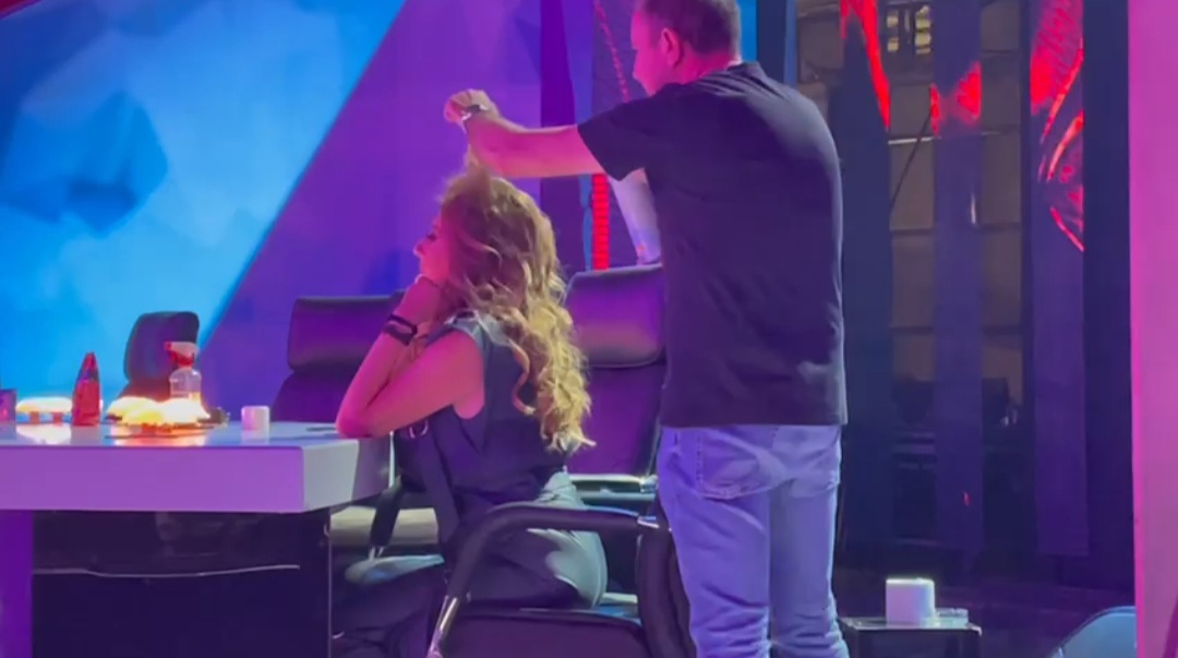 Kraljevski tretman: Viki Miljković ima posebne uslove u "Zvezdama Granda", evo o čemu se radi (VIDEO) 6 Screenshot 20230915 195922 Gallery