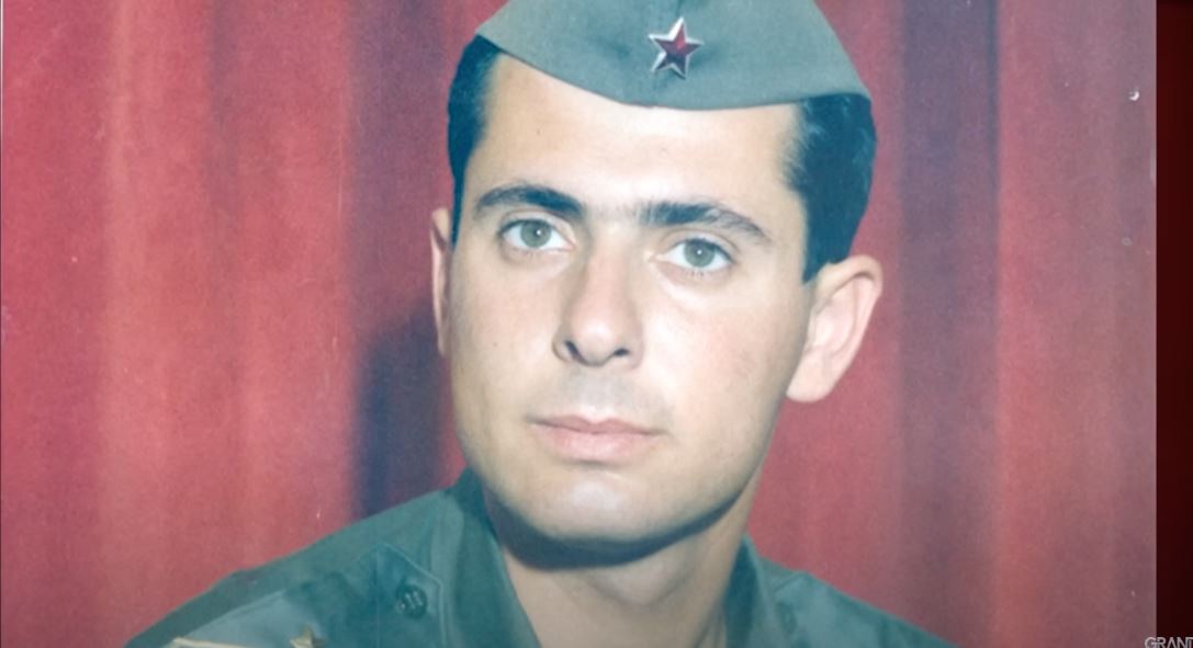 Pobedio u emisiji "Nikad nije kasno", a u mladosti je bio pravi šmeker: Da li znate ko je pevač sa fotografije? (FOTO) 7 pavle vitanov