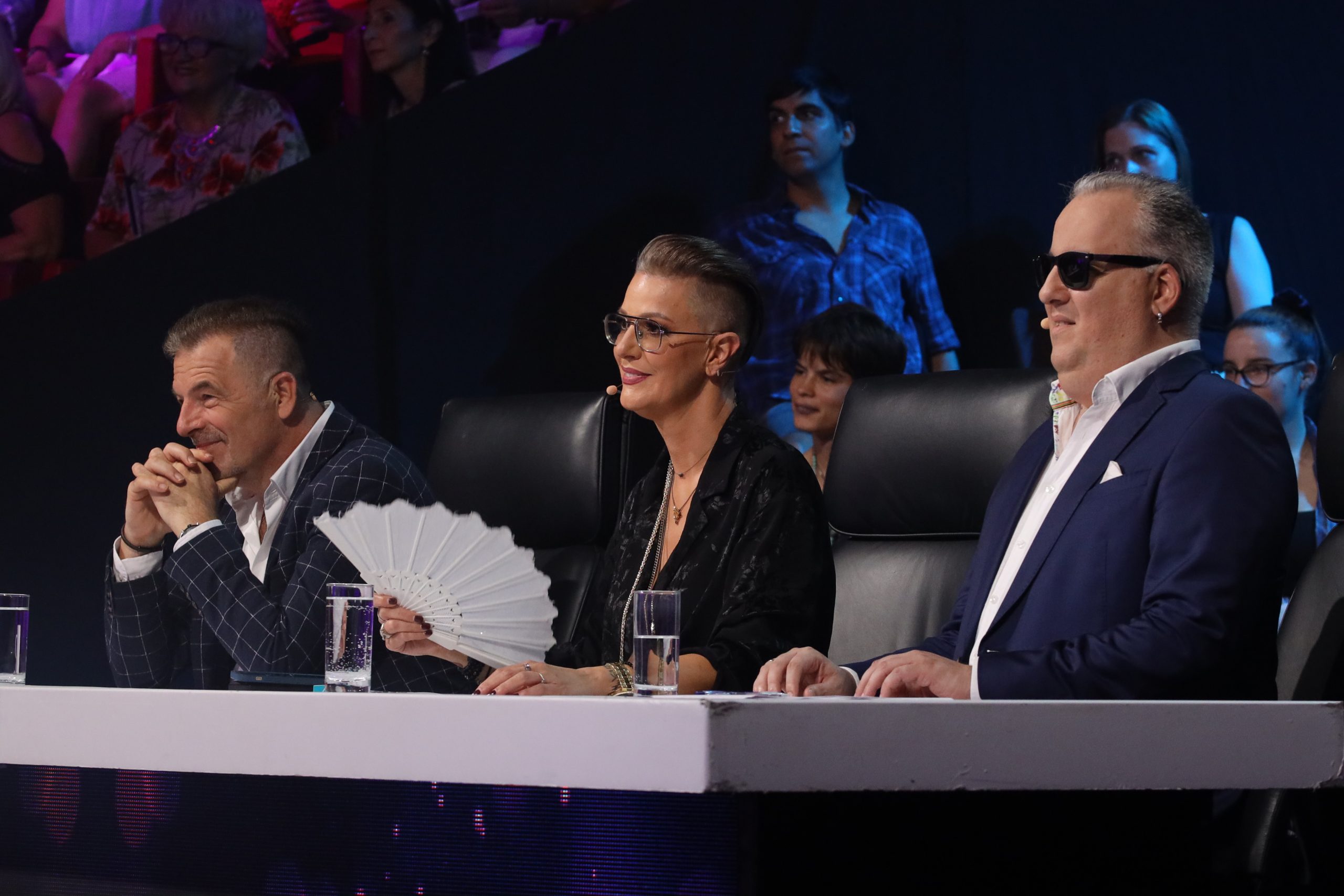 Takmičarka se rasplakala na sceni nakon nastupa: "Žiko, nemoj mi zameriti, ja sam ista kao ti" 10 0A0A2393
